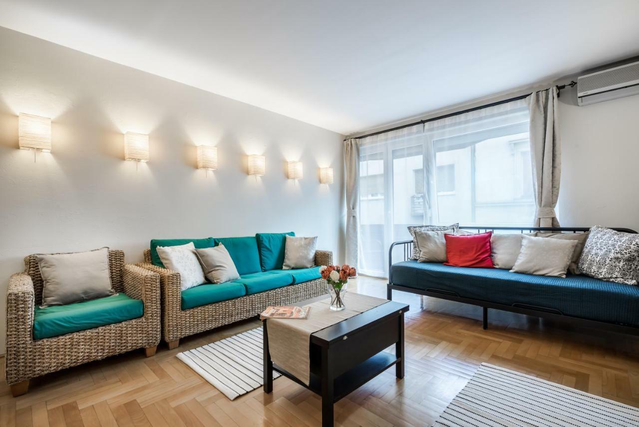 Bpr Golden Corner Suite With Balcony & A/C Budapest Exteriör bild